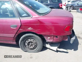 1993 Ford Taurus z VIN 1FACP52U4PG225521, wystawiony jako IAAI lot #42096535 z przebiegiem 76 808 mil mil oraz . Historia ofert i sprzedaży dostępna na DreamBid. Obrazek 6.