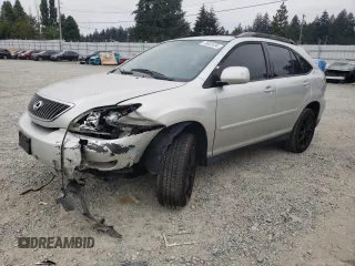 2005 Lexus RX 330 with VIN JTJHA31U250089738, listed as a Copart auction lot 70532434 with 196,009 mi miles and Salvage Title. Bid and sale history available at carsss.com. Image 1.