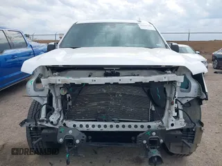 2020 GMC Sierra 1500 SLT z VIN 3GTU9DED1LG451500, wystawiony jako IAAI lot #41351345 z przebiegiem 53 576 mil mil oraz . Historia ofert i sprzedaży dostępna na DreamBid. Obrazek 12.