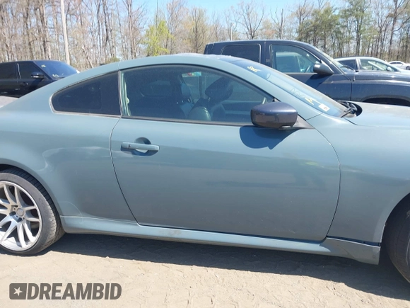 2010 Infiniti G37 Coupe x with VIN JN1CV6EL5AM151255, listed as a IAAI auction lot 42063389 with 1 mi miles. Bid and sale history available at carsss.com. Image 13.