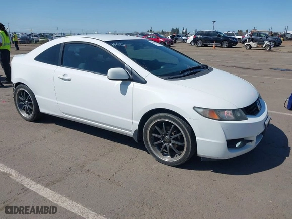 2011 Honda Civic Cpe LX with VIN 2HGFG1B60BH517876, listed as a IAAI auction lot 41945945 with 185,164 mi miles. Bid and sale history available at carsss.com. Image 1.