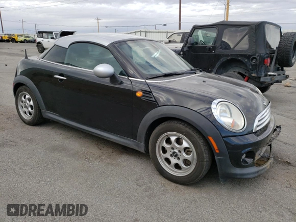 2012 MINI Cooper Coupe with VIN WMWSX1C58CT300340, listed as a Copart auction lot 42259775 with 67,085 mi miles and Clean Title. Bid and sale history available at carsss.com. Image 4.