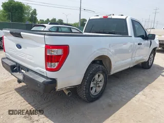 2022 Ford F-150 XL z VIN 1FTMF1CP0NKE04426, wystawiony jako IAAI lot #42320395 z przebiegiem 61 887 mil mil oraz . Historia ofert i sprzedaży dostępna na DreamBid. Obrazek 4.