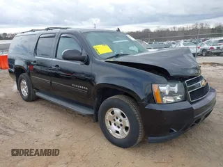2012 Chevrolet Suburban LT with VIN 1GNSKJE77CR299640, listed as a IAAI auction lot 41689754 with 174,256 mi miles. Bid and sale history available at carsss.com. Image 1.
