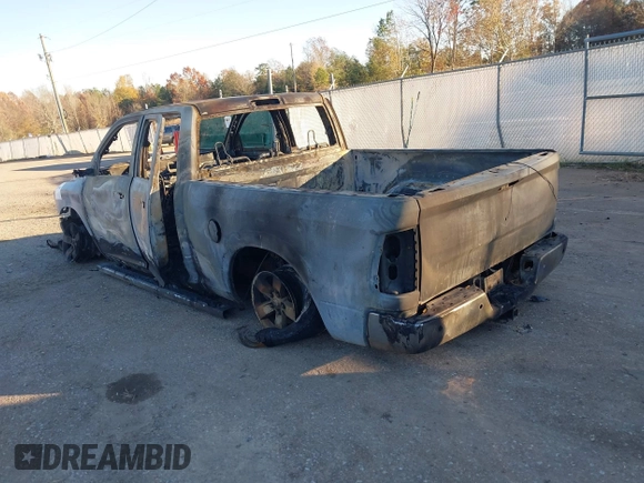 2017 Ram 1500 Outdoorsman z VIN 1C6RR7GT2HS822120, wystawiony jako IAAI lot #41068423 z przebiegiem Nie podano mil oraz . Historia ofert i sprzedaży dostępna na DreamBid. Obrazek 3.