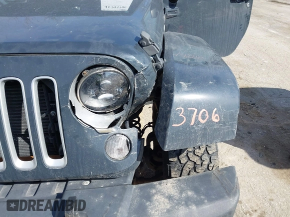 2016 Jeep Wrangler Unlimited 75th Anniversary with VIN 1C4BJWEG9GL250408, listed as a IAAI auction lot 41793706 with 102,436 mi miles. Bid and sale history available at carsss.com. Image 17.