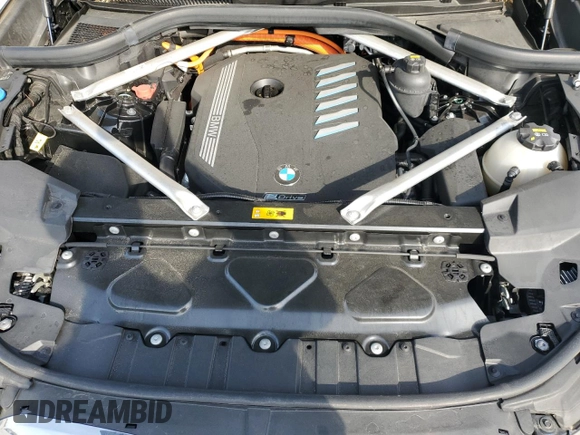 2023 BMW X5 xDrive45e z VIN 5UXTA6C03P9P26996, wystawiony jako Copart lot #53747565 z przebiegiem 52 599 mil mil oraz Szkoda całkowita • Salvage title. Historia ofert i sprzedaży dostępna na DreamBid. Obrazek 12.