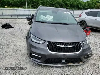 2021 Chrysler Pacifica Touring with VIN 2C4RC1FGXMR550164, listed as a Copart auction lot 57297585 with 10,222 mi miles and Salvage title. Bid and sale history available at DreamBid. Image 15.