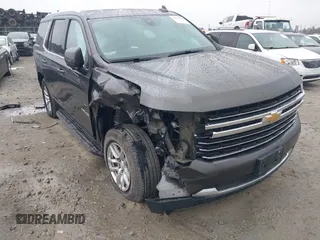 2021 Chevrolet Tahoe LT z VIN 1GNSKNKD8MR249929, wystawiony jako IAAI lot #41079539 z przebiegiem 113 930 mil mil oraz . Historia ofert i sprzedaży dostępna na DreamBid. Obrazek 1.