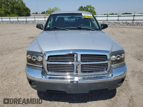 2005 Dodge Dakota SLT with VIN 1D7HE48N35S223260, listed as a Copart auction lot 53379715 with 166,892 mi miles and Clean Title. Bid and sale history available at DreamBid. Image 5.