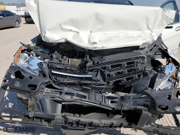 2011 Mercedes-Benz R-Class R 350 with VIN 4JGCB6FE9BA127903, listed as a Copart auction lot 75430944 with 0 mi miles and Salvage Title. Bid and sale history available at carsss.com. Image 12.