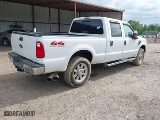 2009 Ford Super Duty F-250 SRW XL with VIN 1FTSW21R59EA73624, listed as a IAAI auction lot 42077112 with 250,715 mi miles. Bid and sale history available at carsss.com. Image 4.