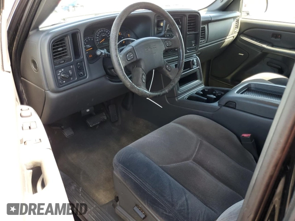 2004 GMC Sierra 1500 SLE with VIN 2GTEC19VX41275970, listed as a Copart auction lot 50577575 with 178,442 mi miles and Salvage Title. Bid and sale history available at DreamBid. Image 8.