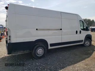 2025 Ram ProMaster Cargo Tradesman with VIN 3C6MRVJG9SE517735, listed as a Copart auction lot 51207475 with 9,208 mi miles and Clean Title. Bid and sale history available at DreamBid. Image 3.