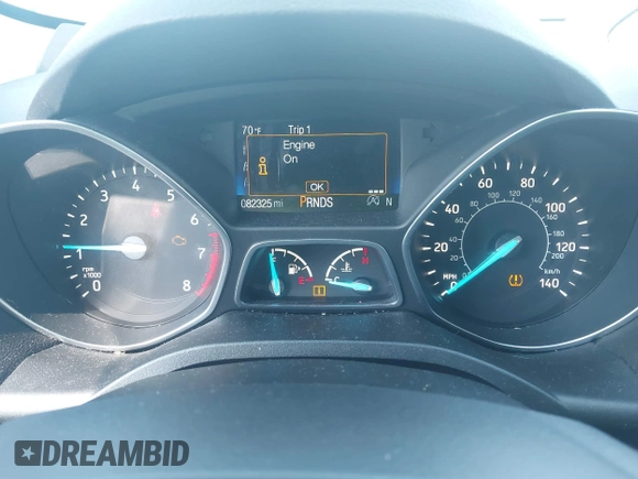 2017 Ford Escape SE z VIN 1FMCU9GD4HUA10240, wystawiony jako IAAI lot #42392522 z przebiegiem 82 325 mil mil oraz . Historia ofert i sprzedaży dostępna na DreamBid. Obrazek 7.