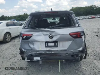 2022 Volkswagen Tiguan SE with VIN 3VV3B7AX2NM105513, listed as a Copart auction lot 62281665 with 97,481 mi miles and Salvage title. Bid and sale history available at DreamBid. Image 6.