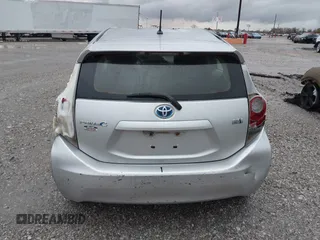 2013 Toyota Prius One z VIN JTDKDTB31D1545100, wystawiony jako IAAI lot #40760019 z przebiegiem 212 999 mil mil oraz . Historia ofert i sprzedaży dostępna na DreamBid. Obrazek 16.