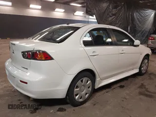 2011 Mitsubishi Lancer ES z VIN JA32U2FU5BU001075, wystawiony jako IAAI lot #41458074 z przebiegiem 120 601 mil mil oraz . Historia ofert i sprzedaży dostępna na DreamBid. Obrazek 4.