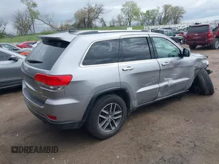 2017 Jeep Grand Cherokee Limited with VIN 1C4RJFBG9HC776459, listed as a IAAI auction lot 42182641 with 146,948 mi miles and . Bid and sale history available at DreamBid. Image 4.