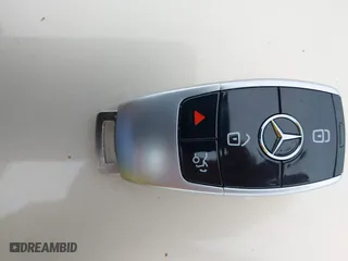 2017 Mercedes-Benz E-Class E 300 Luxury with VIN WDDZF4JB1HA151096, listed as a IAAI auction lot 41439955 with 113,407 mi miles. Bid and sale history available at carsss.com. Image 11.