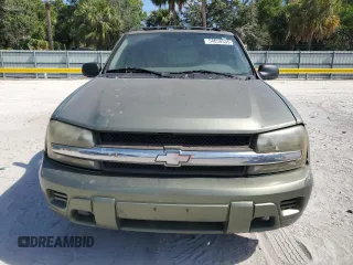 2004 Chevrolet TrailBlazer LT with VIN 1GNDS13S242391524, listed as a Copart auction lot 54650535 with 176,641 mi miles and Salvage Title. Bid and sale history available at DreamBid. Image 5.
