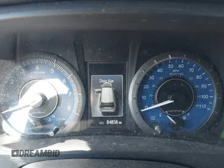 2015 Toyota Sienna XLE с VIN 5TDYK3DC1FS577192, выставлен на аукционе IAAI как лот 41823635 с пробегом 84 858 миль миль и . История ставок и продаж доступна на DreamBid. Изображение 7.