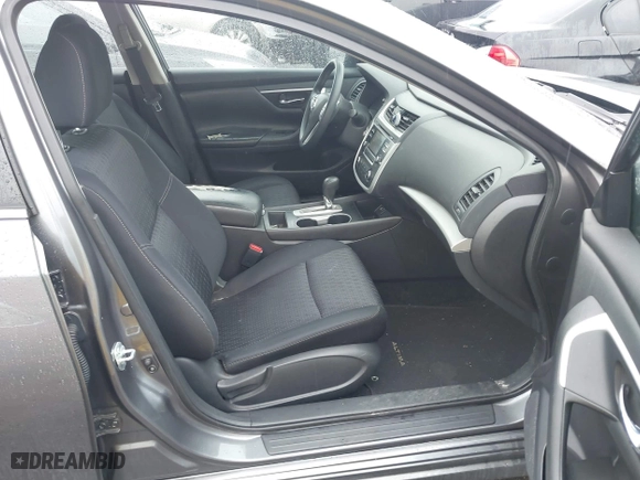 2017 Nissan Altima 2.5 SR with VIN 1N4AL3AP3HC175674, listed as a IAAI auction lot 41833588 with 76,793 mi miles. Bid and sale history available at carsss.com. Image 5.
