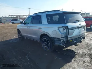 2019 Ford Expedition Limited with VIN 1FMJU2AT4KEA86525, listed as a IAAI auction lot 41784517 with 66,714 mi miles. Bid and sale history available at carsss.com. Image 3.