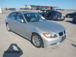 2007 BMW 3 Series 328i with VIN WBAVA33577KX82949, listed as a IAAI auction lot 41768745 with 141,269 mi miles. Bid and sale history available at carsss.com. Image 1.