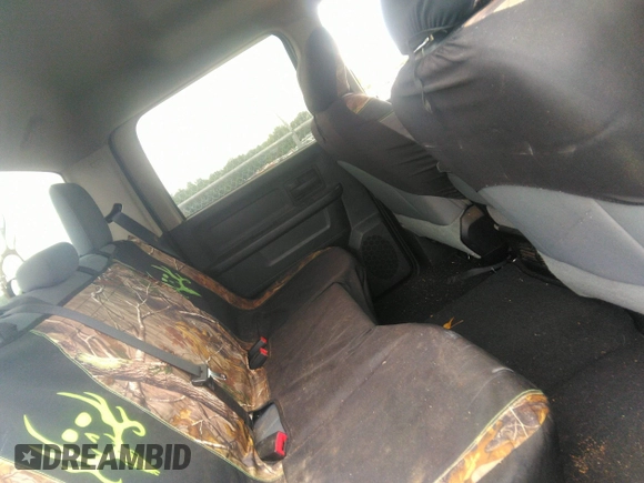 2015 Ram 2500 Tradesman с VIN 3C6UR5CL0FG708948, выставлен на аукционе IAAI как лот 42511733 с пробегом 90 885 миль миль и . История ставок и продаж доступна на DreamBid. Изображение 8.