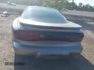 2001 Pontiac Firebird Firebird с VIN 2G2FS22K512124770, выставлен на аукционе IAAI как лот 42590414 с пробегом 57 212 миль миль и . История ставок и продаж доступна на DreamBid. Изображение 16.