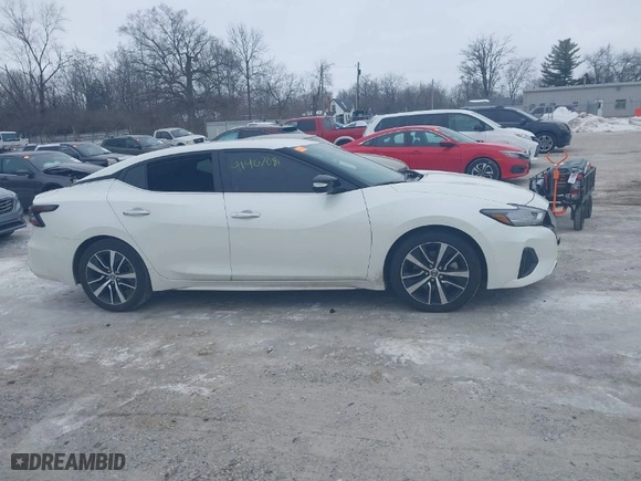 2021 Nissan Maxima SV with VIN 1N4AA6CV0MC503940, listed as a IAAI auction lot 41407081 with 39,872 mi miles. Bid and sale history available at carsss.com. Image 13.