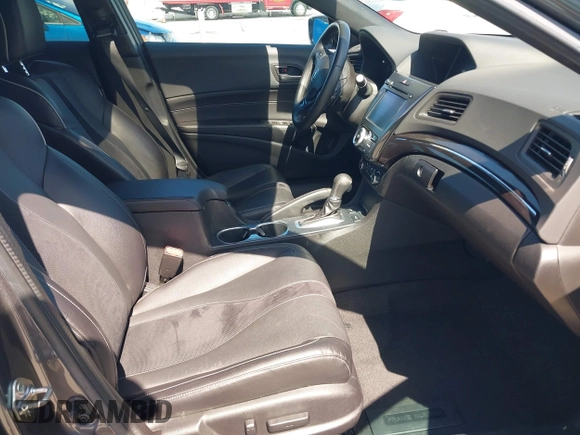 2019 Acura ILX w/Premium/A-Spec Pkg with VIN 19UDE2F8XKA005491, listed as a IAAI auction lot 41949481 with 44,282 mi miles. Bid and sale history available at carsss.com. Image 5.