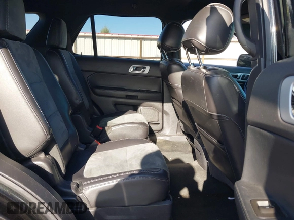 2015 Ford Explorer XLT with VIN 1FM5K8D83FGA85135, listed as a IAAI auction lot 41989232 with 149,493 mi miles. Bid and sale history available at carsss.com. Image 8.