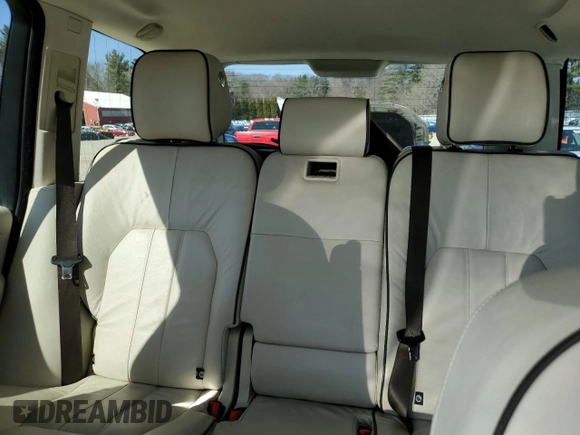 2011 Land Rover Range Rover HSE with VIN SALME1D41BA347400, listed as a Copart auction lot 48961415 with 123,814 mi miles and Clean title. Bid and sale history available at DreamBid. Image 10.