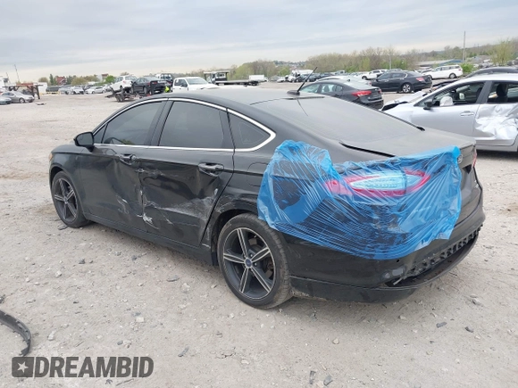 2016 Ford Fusion SE with VIN 3FA6P0HD0GR205184, listed as a IAAI auction lot 42044218 with 136,262 mi miles. Bid and sale history available at carsss.com. Image 3.