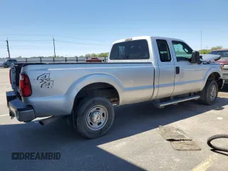 2015 Ford F-250 XLT z VIN 1FT7X2B67FEC98288, wystawiony jako Copart lot #56031615 z przebiegiem 99 928 mil mil oraz Czysty tytuł • Clean title. Historia ofert i sprzedaży dostępna na DreamBid. Obrazek 3.