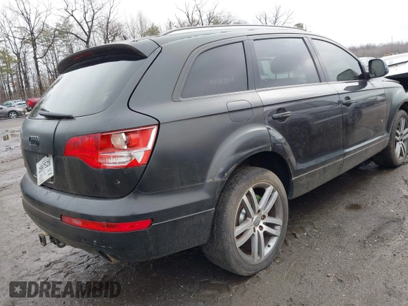 2008 Audi Q7 4.2L Premium with VIN WA1BV74L48D027949, listed as a IAAI auction lot 41516485 with 265,032 mi miles. Bid and sale history available at carsss.com. Image 4.