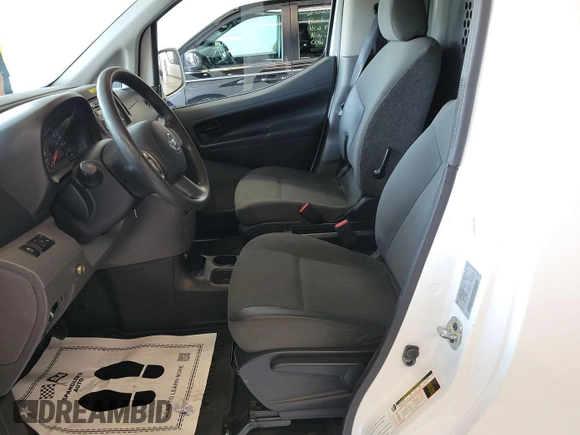 2017 Nissan NV200 S with VIN 3N6CM0KN8HK697137, listed as a IAAI auction lot 42807846 with 226,633 mi miles and . Bid and sale history available at DreamBid. Image 37.