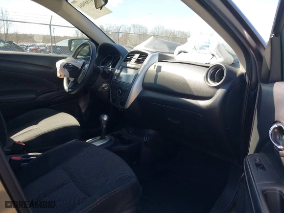 2019 Nissan Versa Sedan SV with VIN 3N1CN7AP6KL851926, listed as a IAAI auction lot 41889064 with 76,403 mi miles. Bid and sale history available at carsss.com. Image 5.
