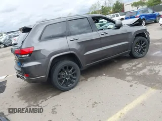 2017 Jeep Grand Cherokee Laredo with VIN 1C4RJFAG9HC885716, listed as a IAAI auction lot 41795182 with 110,613 mi miles. Bid and sale history available at carsss.com. Image 4.