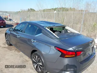 2022 Nissan Altima SV z VIN 1N4BL4DV5NN407440, wystawiony jako IAAI lot #41758671 z przebiegiem 33 889 mil mil oraz . Historia ofert i sprzedaży dostępna na DreamBid. Obrazek 6.