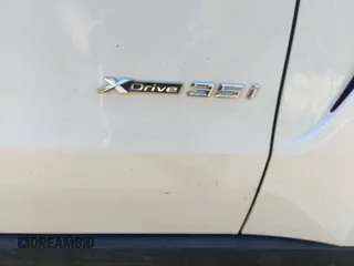 2014 BMW X5 xDrive35i z VIN 5UXKR0C56E0H20868, wystawiony jako IAAI lot #42321833 z przebiegiem 134 064 mil mil oraz . Historia ofert i sprzedaży dostępna na DreamBid. Obrazek 18.