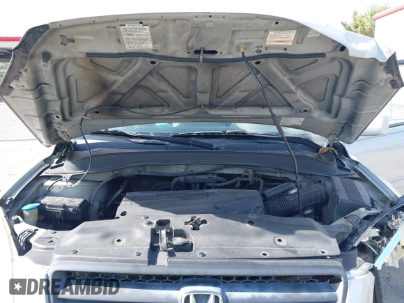 2003 Honda Pilot EX with VIN 2HKYF18603H504829, listed as a IAAI auction lot 42083247 with 247,429 mi miles and . Bid and sale history available at carsss.com. Image 10.