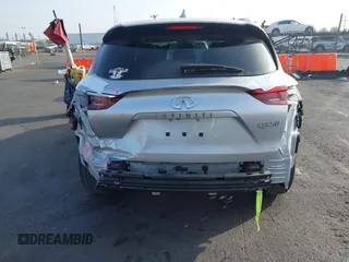 2020 Infiniti QX50 Luxe z VIN 3PCAJ5M10LF103880, wystawiony jako IAAI lot #41233450 z przebiegiem 40 247 mil mil oraz . Historia ofert i sprzedaży dostępna na DreamBid. Obrazek 16.