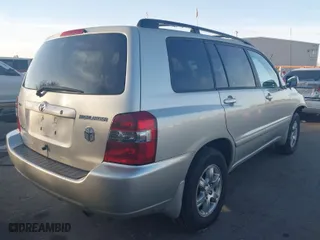 2004 Toyota Highlander with VIN JTEEP21A940038008, listed as a IAAI auction lot 41730423 with 263,222 mi miles. Bid and sale history available at carsss.com. Image 4.