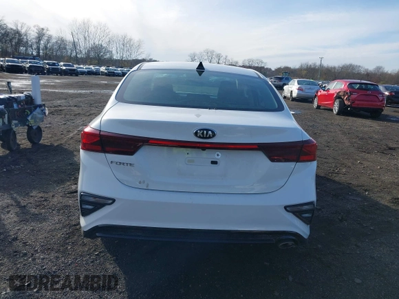 2021 Kia Forte LXS z VIN 3KPF24AD8ME273858, wystawiony jako IAAI lot #40978799 z przebiegiem 43 934 mil mil oraz . Historia ofert i sprzedaży dostępna na DreamBid. Obrazek 16.
