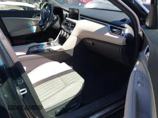 2022 Genesis G70 3.3T z VIN KMTG54TE2NU082023, wystawiony jako IAAI lot #42271871 z przebiegiem 17 833 mil mil oraz . Historia ofert i sprzedaży dostępna na DreamBid. Obrazek 5.