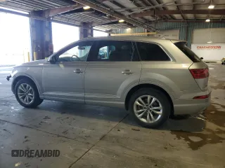 2018 Audi Q7 Premium Plus z VIN WA1LAAF78JD015418, wystawiony jako Copart lot #52317205 z przebiegiem 97 675 mil mil oraz Szkoda całkowita • Salvage title. Historia ofert i sprzedaży dostępna na DreamBid. Obrazek 2.