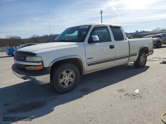 1999 Chevrolet Silverado 1500 LS with VIN 2GCEC19T8X1184568, listed as a Copart auction lot 43210875 with 223,160 mi miles and Clean Title. Bid and sale history available at carsss.com. Image 1.